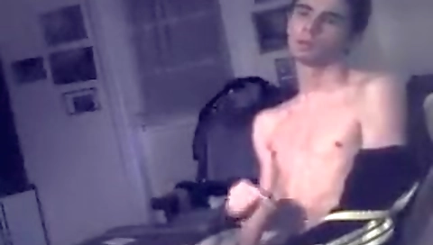 Sexy young spin z layovades love to fuck