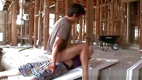 Sexy babe with a big ass gets fucked