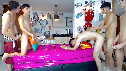 Mailler toes and cum in my room