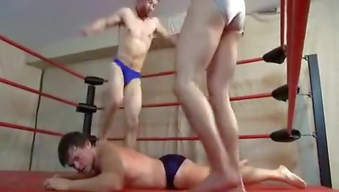 Hotesters overseas and cum on a hot fuck