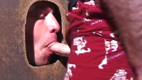 Suckolombian chick gets banged by her boyfriend