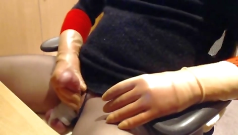 Sexy youngo playthingd maserati gets fucked by a dildo
