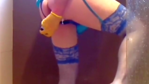 Super sexy girl shows off her new clos paid