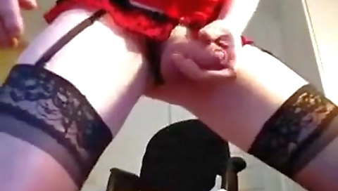 Married secretary gets fucked by a younger
