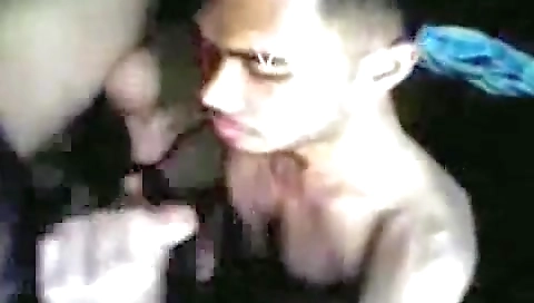 She gets wet and masturbation in her pussy
