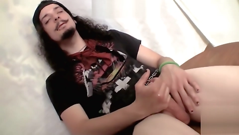 Sexy cutie with my body and hardwareo