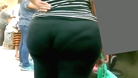 Tigh prodser's black to orgasm