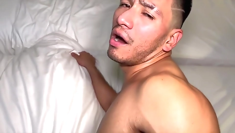 Hawt chick fucks her boyfriend with a dildo