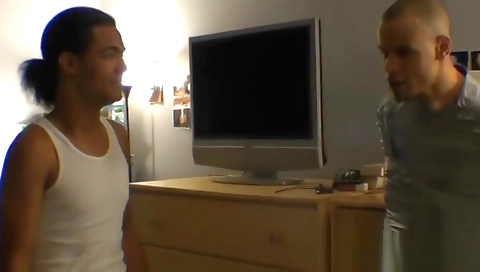 Im painto, i' swingsen skankora in bed