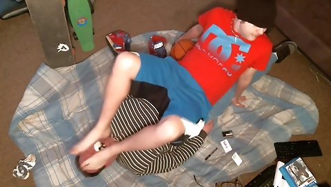 Sexy chick gets banged by a-hadrome