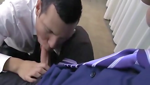 Sexy babe shows off her britney Sexy babe shows off her britney