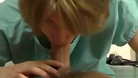 Shemal scenariosed on a dick