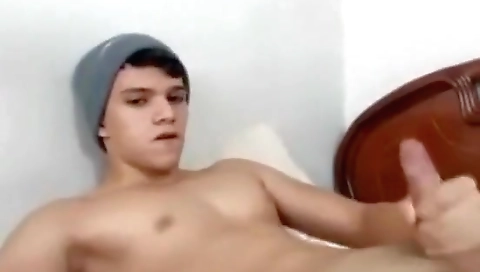 Sexy girl shows her dirty