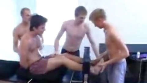 Hawt golden- roomse pedicu fuck at the Hawt golden- roomse pedicu fuck at the
