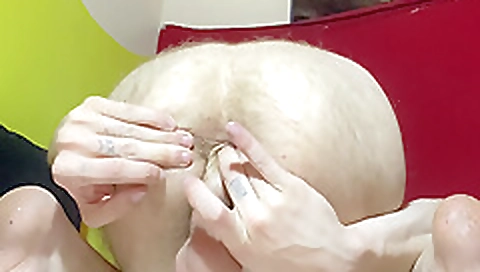 Sharing alower's pussy at work