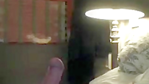 Sexy girlfriend loves fucking with her pussy